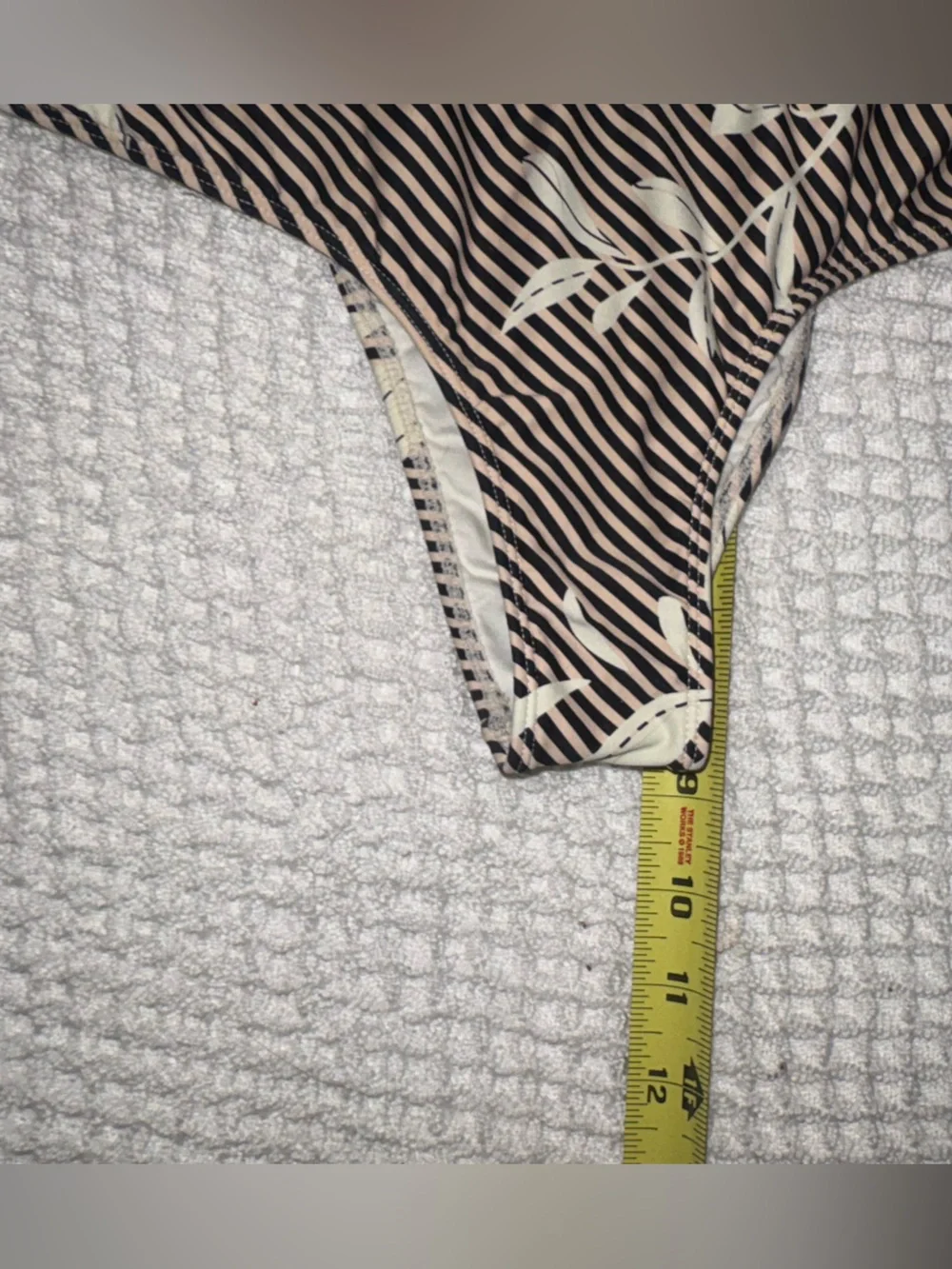 Women’s Low Rise Cheeky Bikini Bottoms